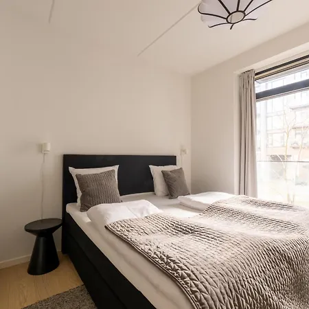 Apartamento Bright & Airy Canal-side Retreat For 6 *
