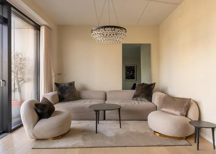 Bright & Airy Canal-side Retreat For 6 Κοπεγχάγη